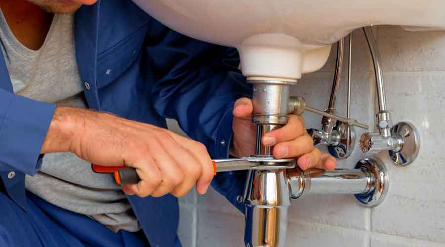 أفضل شركة سباكة في جدة | خدمات سباكة متكاملة من شركة الركائز الخالدة